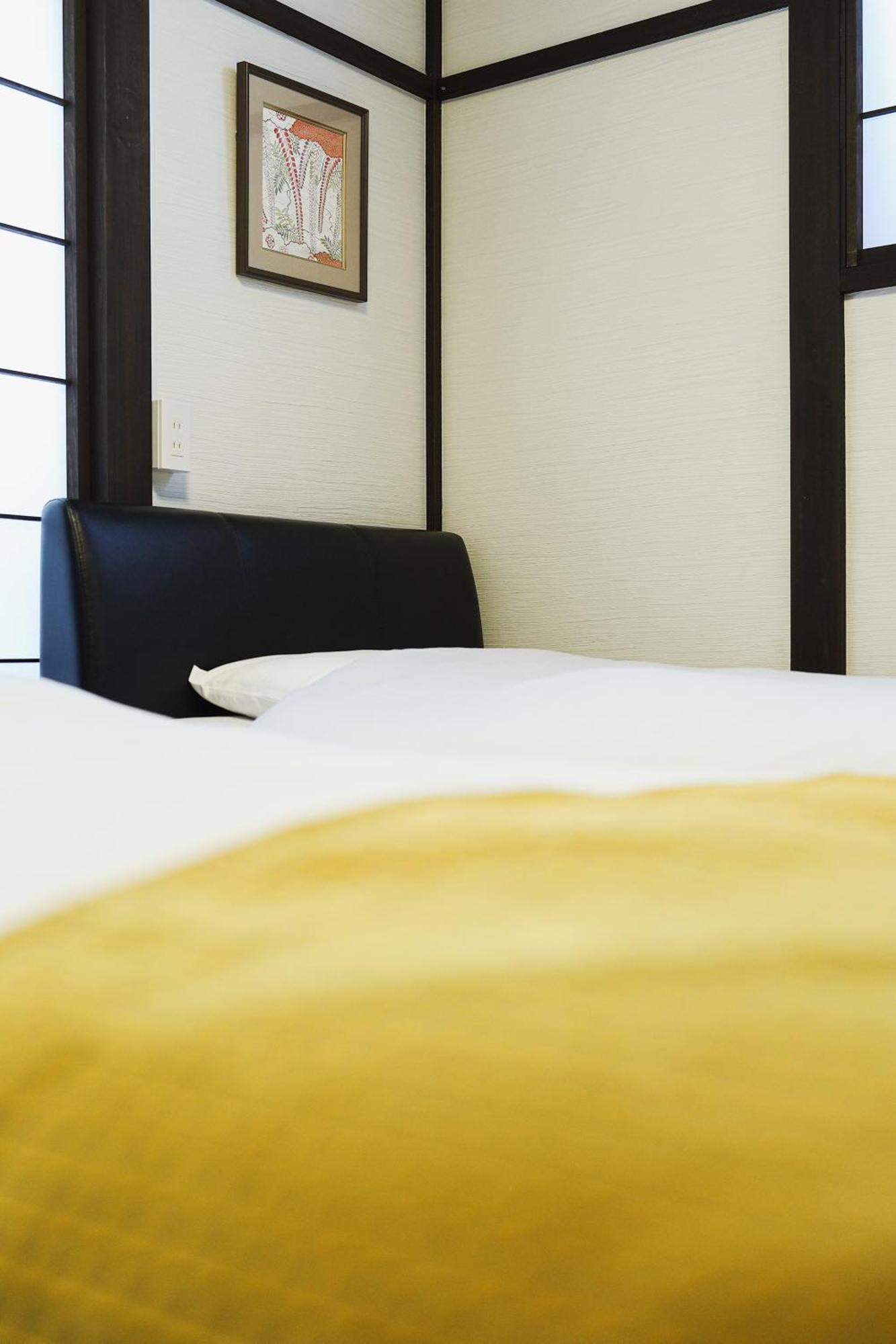 Kulton Apartment